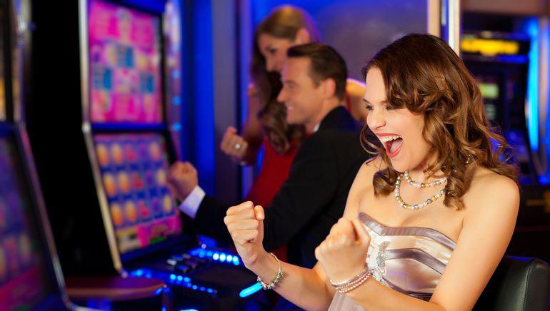 Start playing the slot games